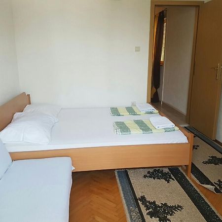 Brig Apartments Живогошче Экстерьер фото